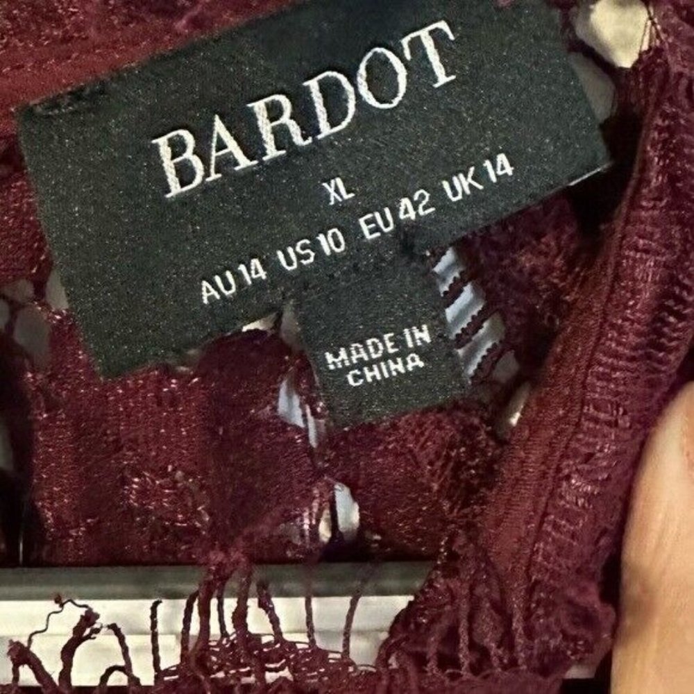 Bardot  Womens Burgundy Lace Zippered Mock Neck Floral Cocktail Sheath Dress 10 - Picture 12 of 12